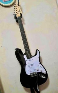 USED 3x at home only!! Bass Guitar / Electric Guitar / Audio Interface