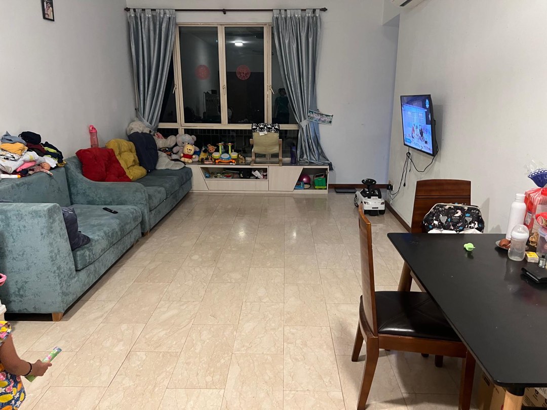 (Category: ) located in . Submitted by kasierlyp (Listing ID 1320383740, Image 1). Description: .
