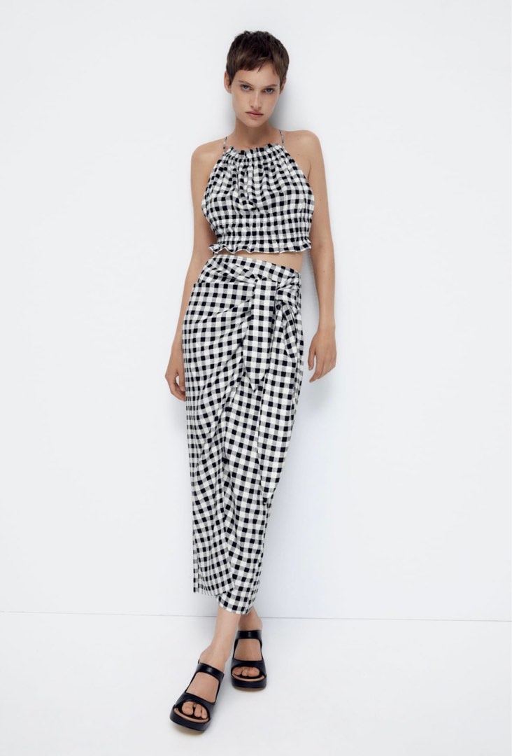 Zara Gingham Wrap Skirt Women s Fashion Bottoms Skirts on Carousell