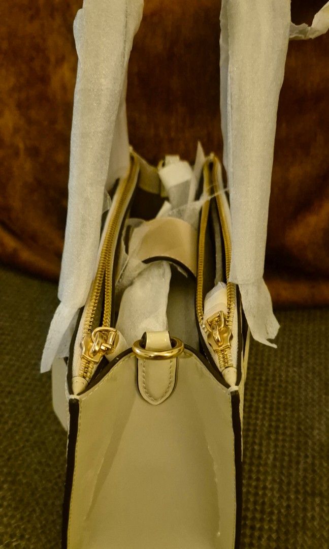 Authentic Coach Cream Patent Leather Crossbody Bag Luxury Bags Wallets on Carousell