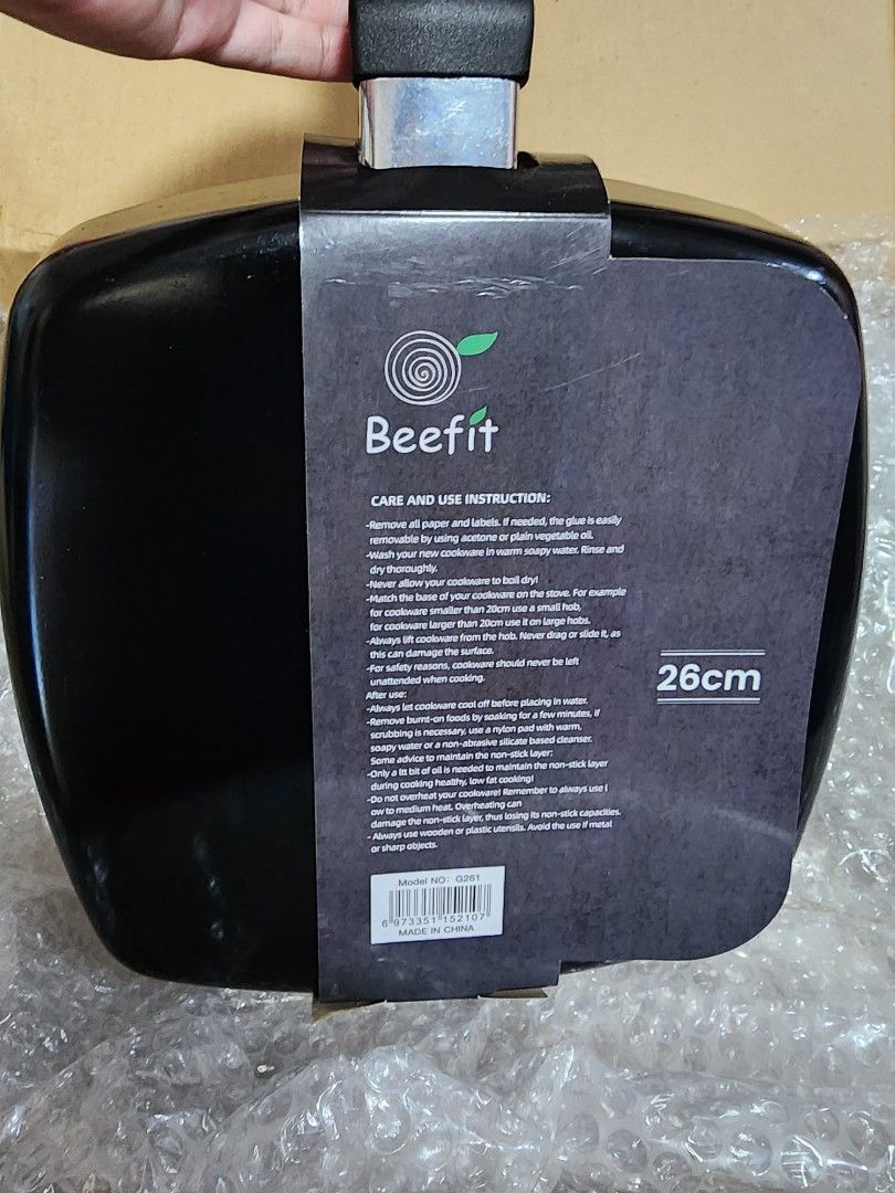BEEFIT Grill Pan (Category: Cookware & Accessories) located in Quezon City. Submitted by senyoramaria (Listing ID 1320402493, Image 3). Description: BEEFIT Grill Pan 26cm 4cm deep ✅️Gas, Electric, Ceramic and Induction ⚠️With minor scratches on edges due to storage..