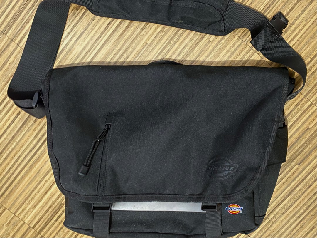 Dickies satchel bag store