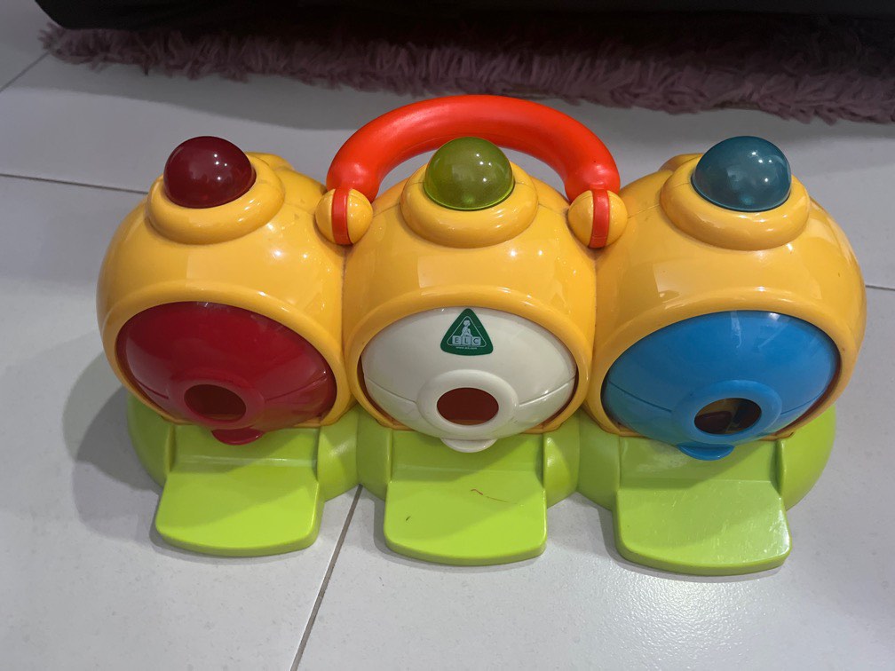 Elc car garage store