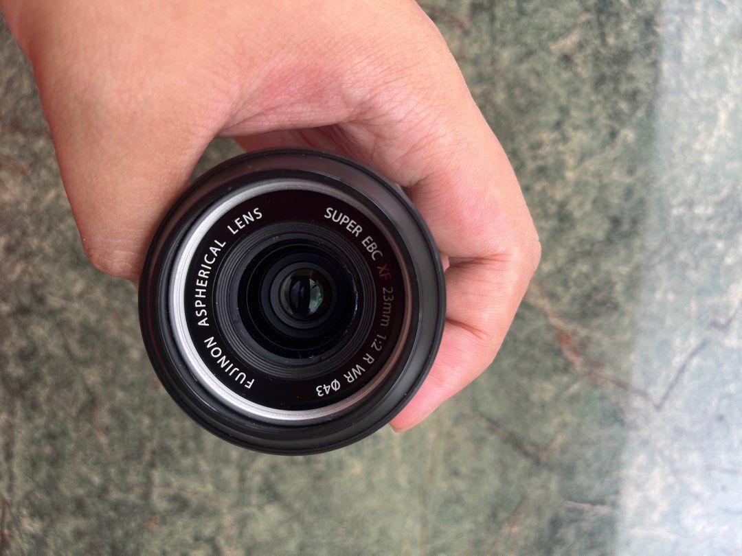 Fujifilm XF23 f2 silver X-Mount (Category: Lens & Kits) located in Paranaque City. Submitted by wynnnnnnn (Listing ID 1320514393, Image 2). Description: Fujifilm XF23 f2 silver X-Mount No issues 13k.