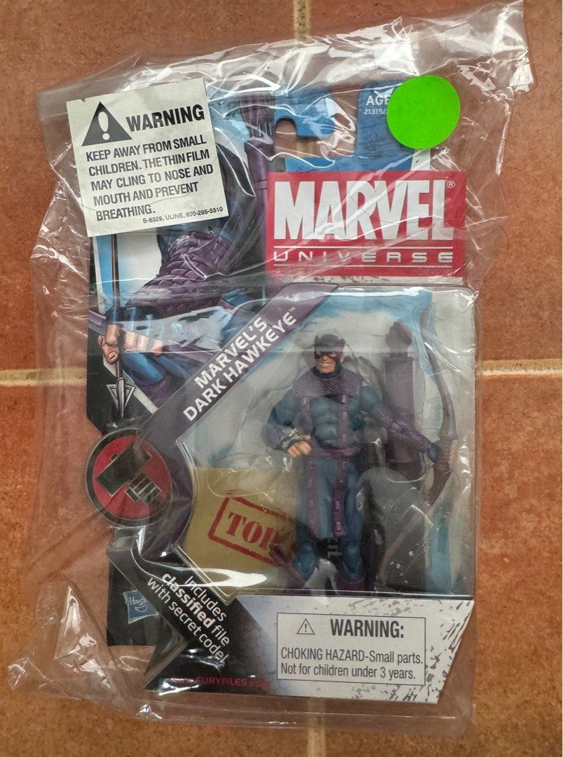Hawkeye variant (Category: Comics & Manga) located in Makati City. Submitted by kitzgz (Listing ID 1320476511, Image 1). Description: Bnew hawkeye variant.