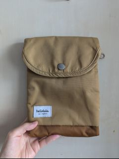 （分類：）位於 。 由 second_hand_treasure 提交（商品編號 1320527838，圖片 1）。簡介： 。