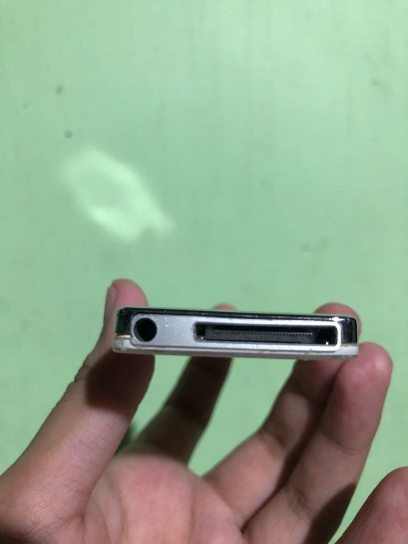 Ipod nano 1st gen (Category: Portable Audio Accessories) located in Malolos. Submitted by shoptofeelbetter (Listing ID 1320510231, Image 3). Description: Ipod nano 1st generation 📌fully working 📌with charger cable 📌 original 📌 considered as vintage…by Apple company. 📌Battery last for 30mins to 1 hour. 📌Issue: needs battery replacement. 📌 mp3’s or even ipods are making a comeback due to our new generations who choose to disconnect to connec
