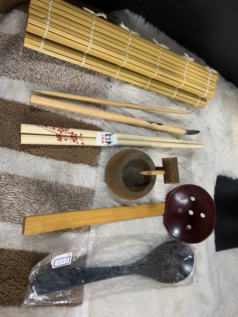 Japan mix bundle kitchenware (Category: Other Kitchenware & Tableware) located in Cabanatuan. Submitted by mjluxxejapan (Listing ID 1320465562, Image 1). Description: Take all only.fixed price.all details posted. As is.