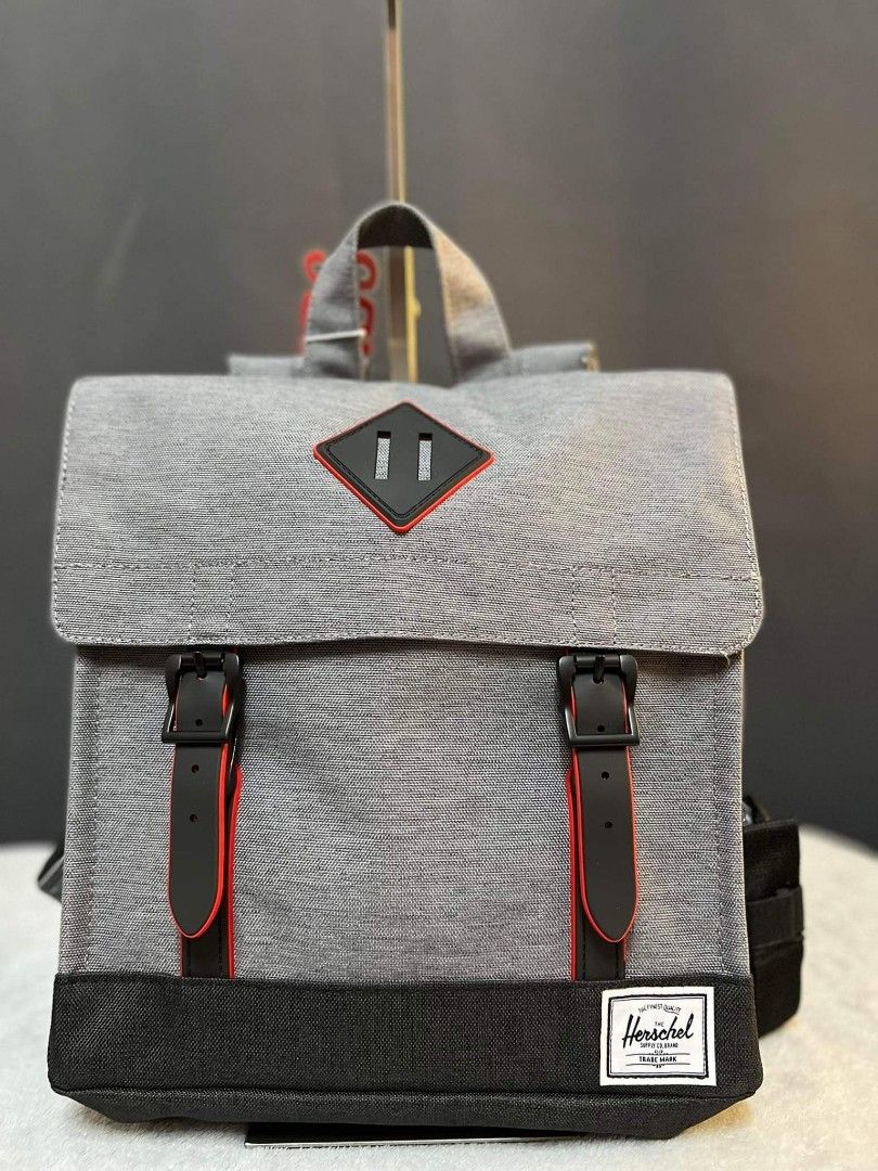 Kids backpack (Category: Other Babies Going Out Needs) located in San Pedro. Submitted by alessandrachic (Listing ID 1320532772, Image 1). Description: brandnew.