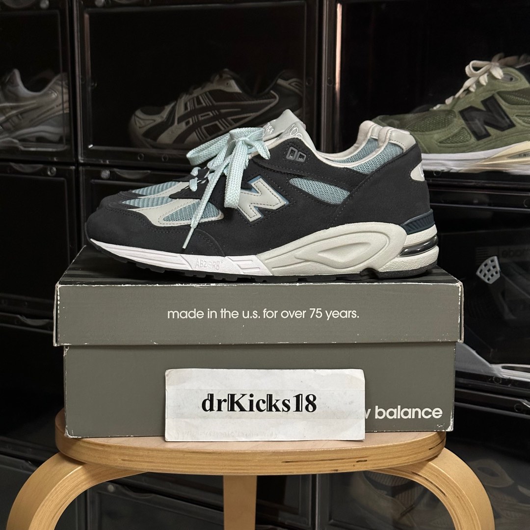 kith 990v2 steel blue