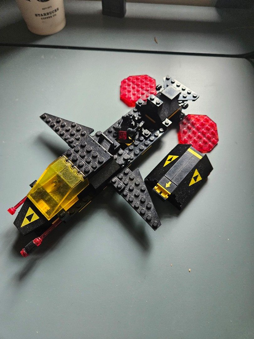 Lego 6894 Invader blacktron vintage