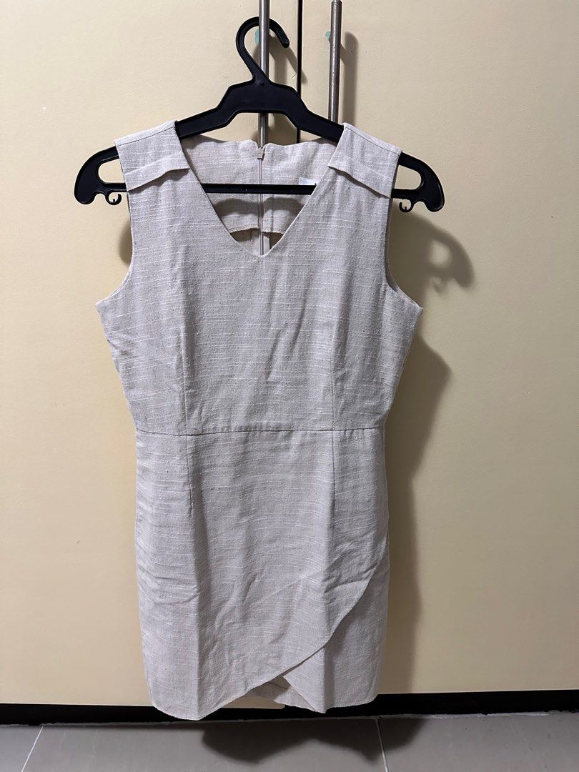 Linen dress (Category: Dresses) located in Quezon City. Submitted by cwissy (Listing ID 1320532020, Image 1). Description: 💖 used once 💖 bought from another ig seller 💖 comfy linen 💖 best fit small-semi M .