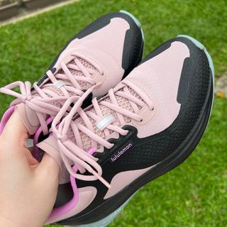(Category: ) located in . Submitted by ineedtoshopless (Listing ID 1320496094, Image 1). Description: .