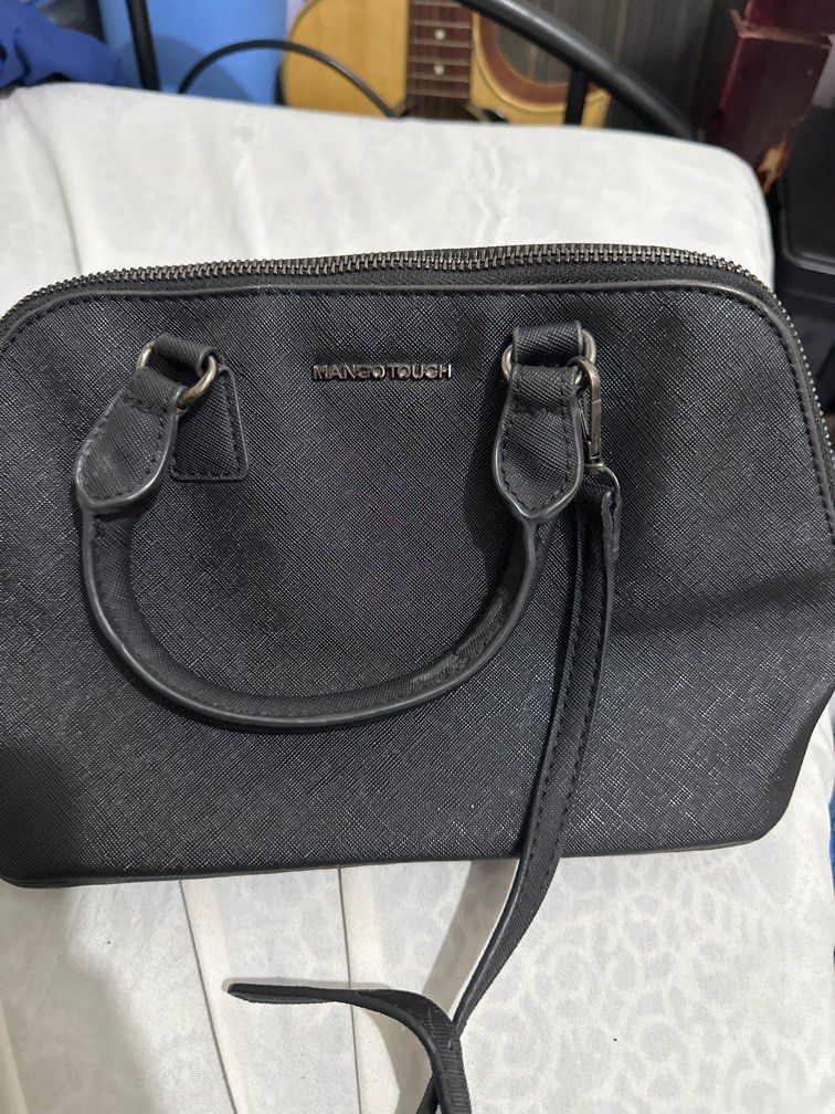 Mango Touch Sling bag Women s Fashion Bags Wallets Cross body Bags on Carousell