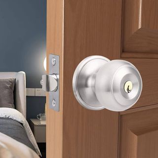 (Category: ) located in . Submitted by freelance_fixer (Listing ID 1320466433, Image 1). Description: .