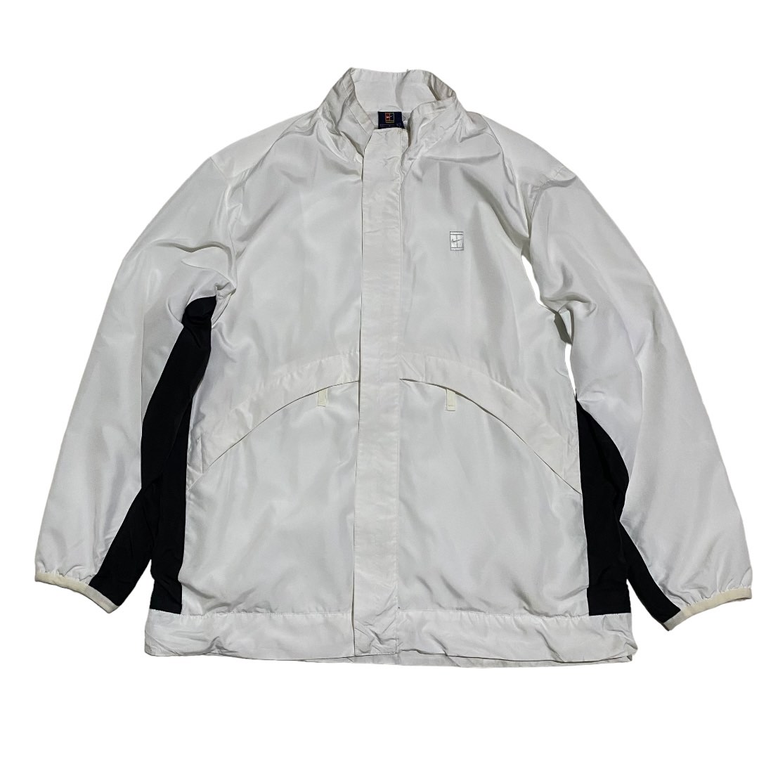 Nike vintage court tennis white jacket Fesyen Pria Pakaian Baju