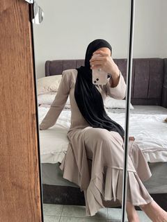 (Category: ) located in . Submitted by najaa23 (Listing ID 1320444071, Image 1). Description: .