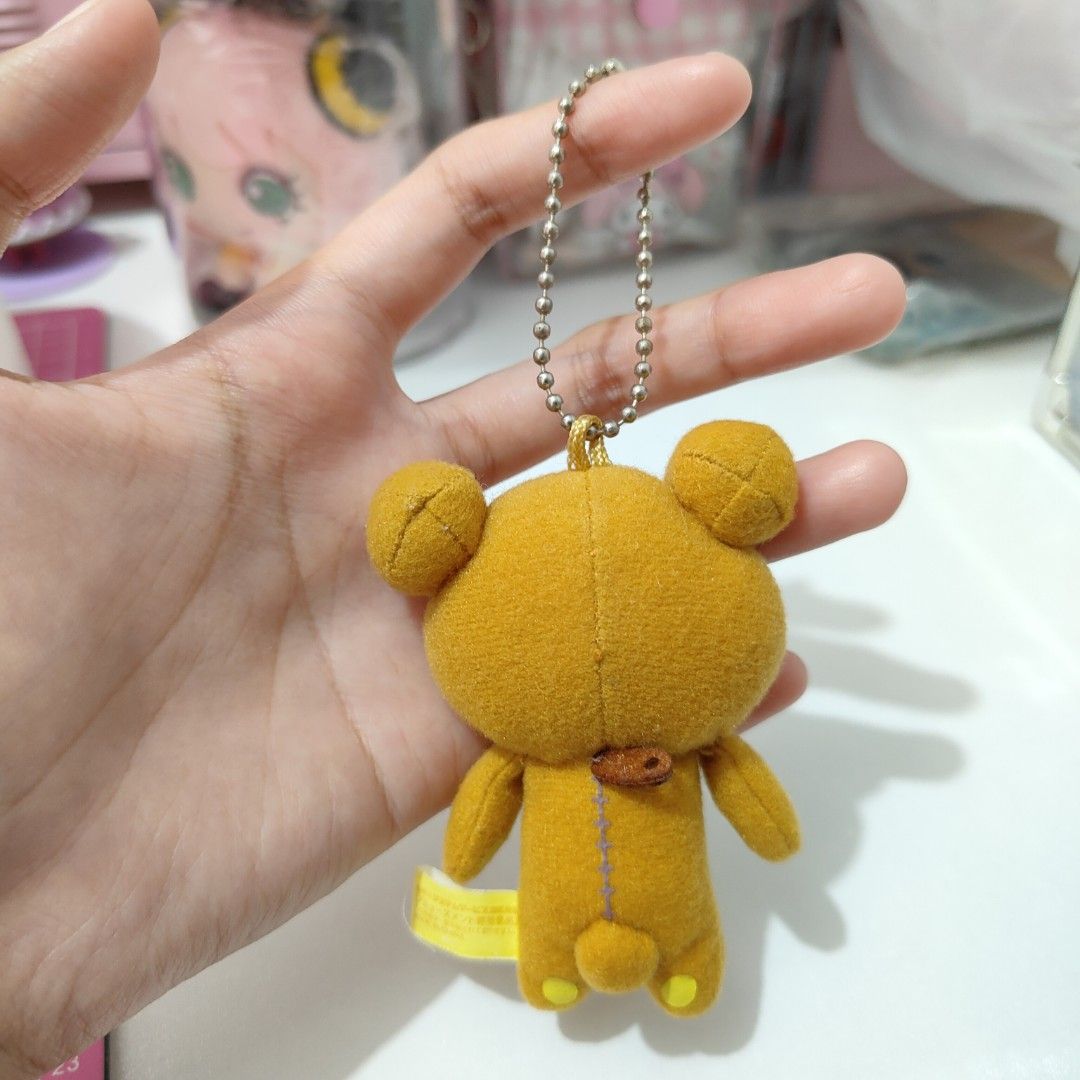 San-X Rilakkuma Rila Plush Charm (Category: Plushies & Soft Toys) located in Quezon City. Submitted by meadowluvx (Listing ID 1320491393, Image 3). Description: 🥛 read me ˚ੈ♡ ๑ needs wash (may smell po); flaw sa etiketa; 🍮 ｡⁠☆ ๑ cod option not allowed ๑ please refrain from buying if sensitive to flaws (selling everything as is) ๑ please manage your expectations as these are secondhand items. may also need minimal cleaning. common issues include