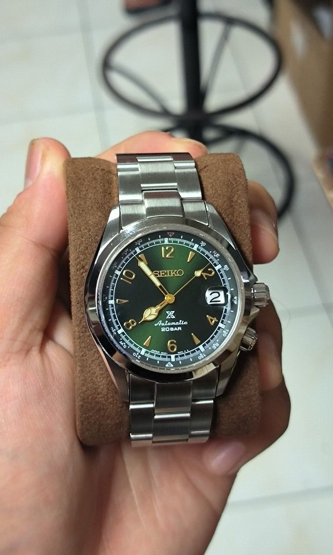 Seiko Green Alpinist with full links Miltat oyster bracelet Men s Fashion Watches Accessories Watches on Carousell
