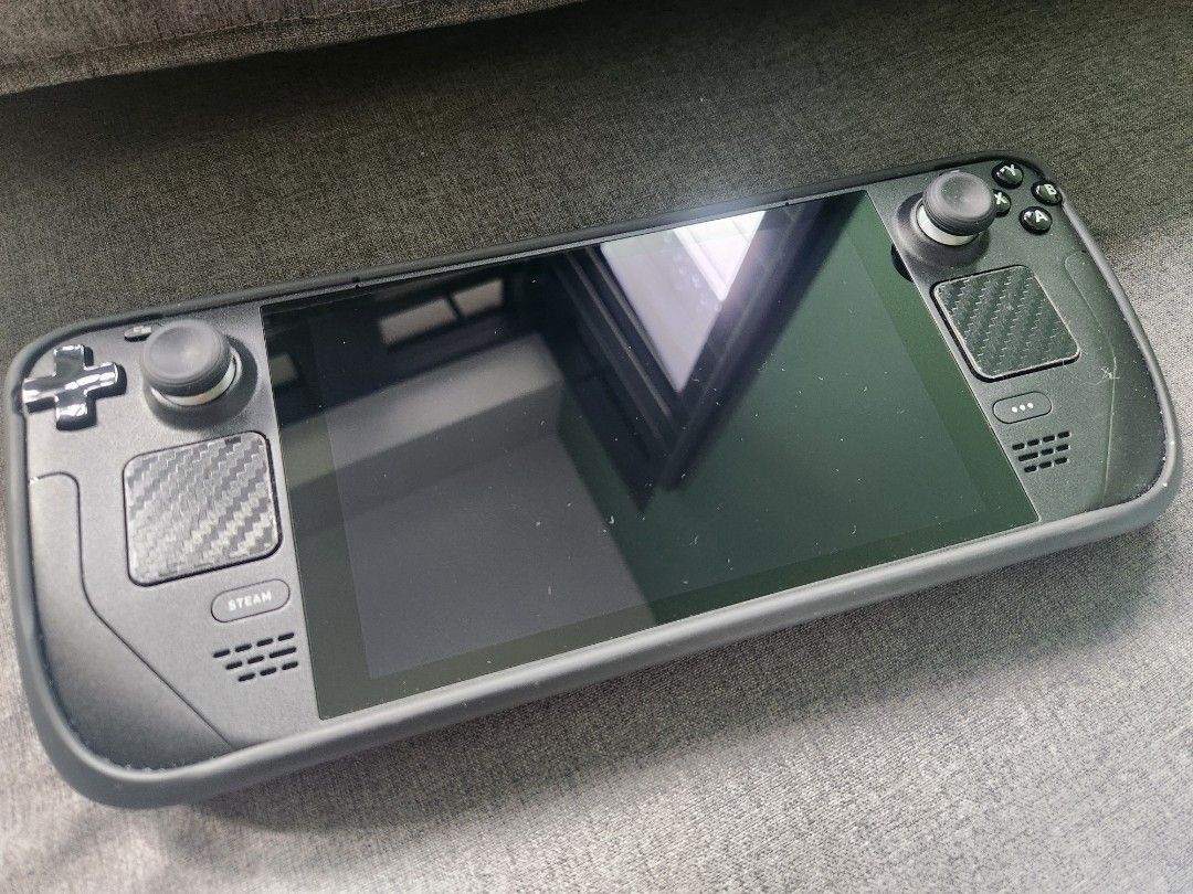 Steam Deck LCD 1TB、ホールスティックに交換済み
