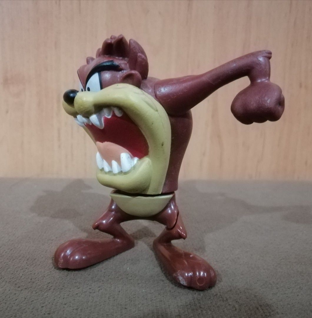 Tazmanian Devil (Category: Designer & Blind Box Toys) located in Quezon City. Submitted by goldencity1964 (Listing ID 1320538084, Image 2). Description: Authentic Jollibee meal toy TAZMANIAN DEVIL WYSIWYG. AS IS TEXT FOR MEET UP.