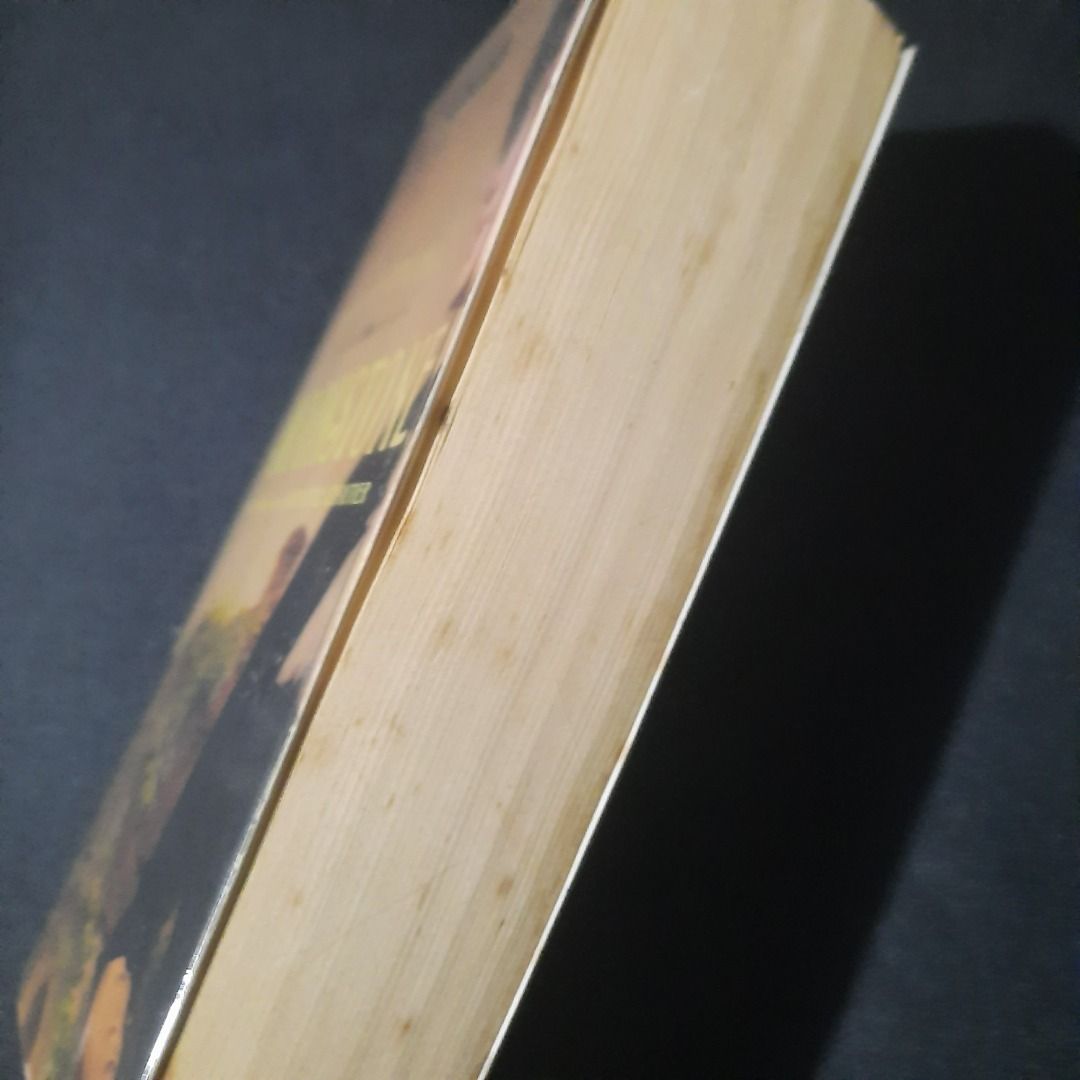 The Moonstone by Wilkie Collins (Category: Storybooks) located in Caloocan City. Submitted by preloved.decluttering (Listing ID 1320565452, Image 3). Description: The Moonstone by Wilkie Collins Mass market paperback.
