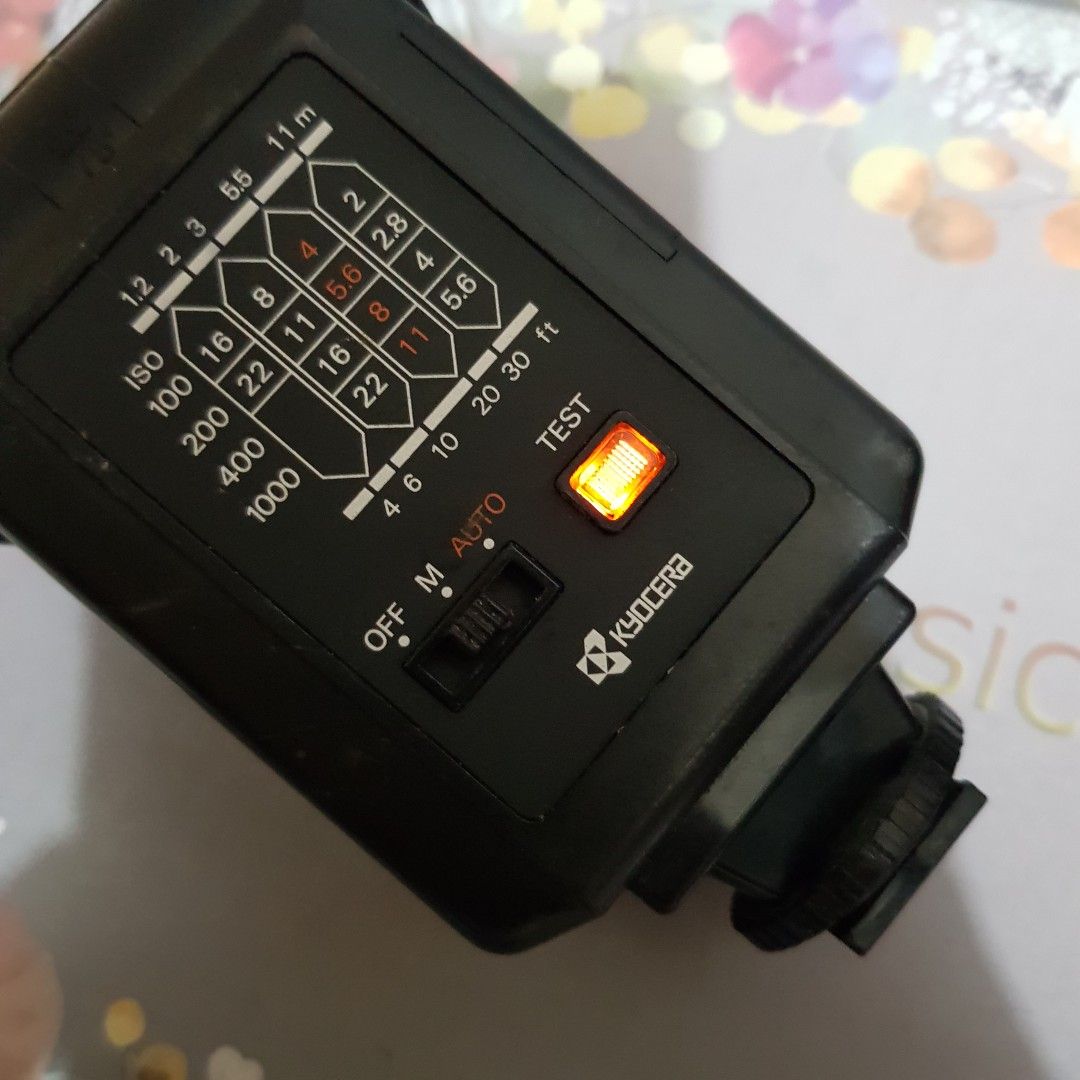 Yashica Camera Flash CS220 Auto in Excellent working order (Category: Cameras) located in Paranaque City. Submitted by vintagepopsicle (Listing ID 1320452457, Image 3). Description: Pls msg/tx us on our cel seen on our about page if we cannot seem to answer because of reply lim its. Low Voltage Flash (~9V) which should be safe for electronic cameras. For Contax Collectors, this is a rare collectible from the Contax and Yashica/Kyocera era. Auto a