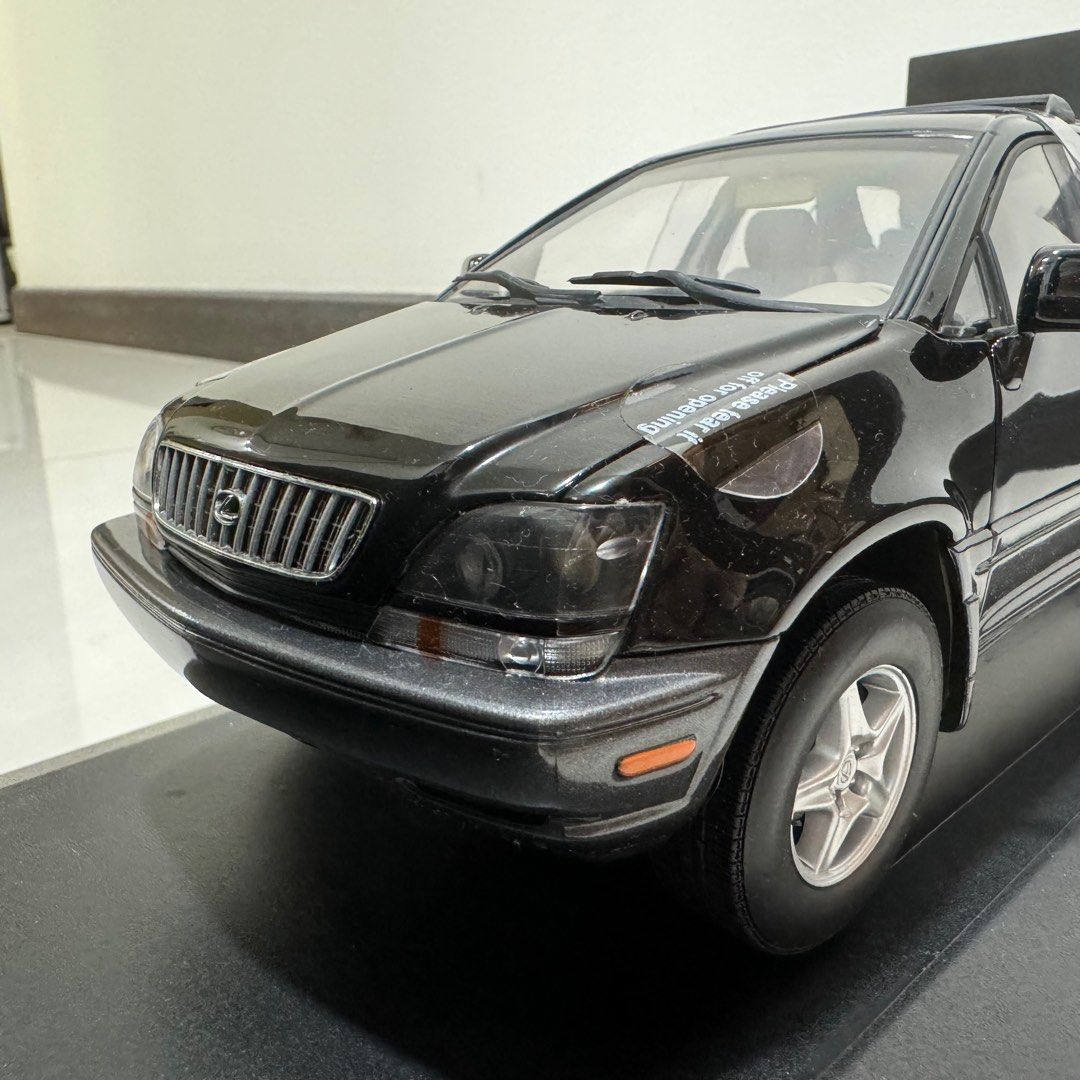 豊富な，お得 1/18 AUTOart LEXUS RX300 XU10 (トヨタ ハリアー)