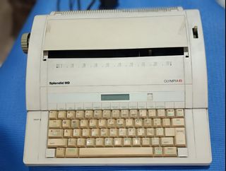 （分類：）位於 。 由 leuuu 提交（商品編號 1320578391，圖片 1）。簡介： 。