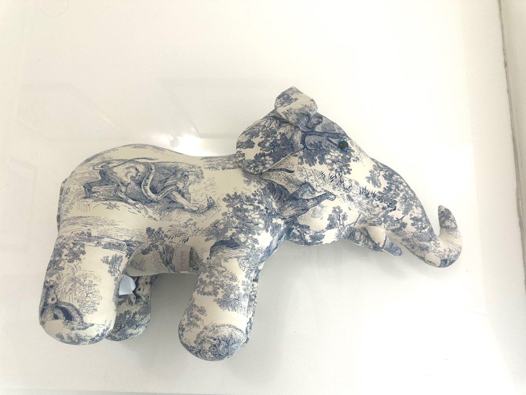 Dior baby elephant discount