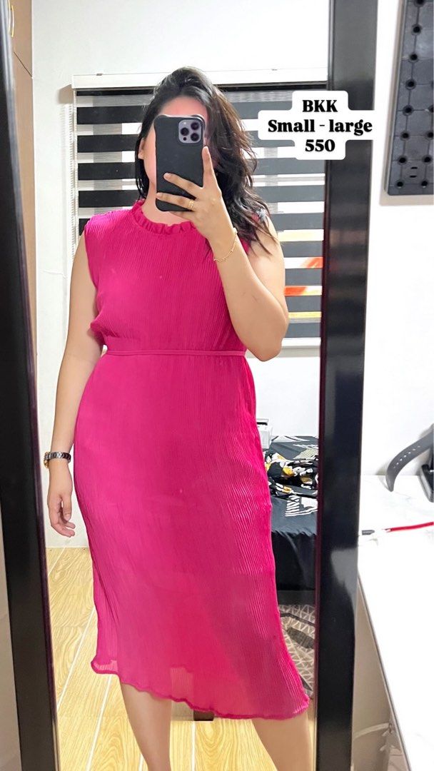 Bangkok Pleated Dress (Category: Dresses) located in Malolos. Submitted by ricadani (Listing ID 1320581376, Image 1). Description: Bangkok Finds 🥰.