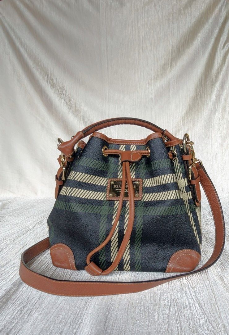 Beanpole Two way Small Bucket Bag Women s Fashion Bags Wallets Shoulder Bags on Carousell
