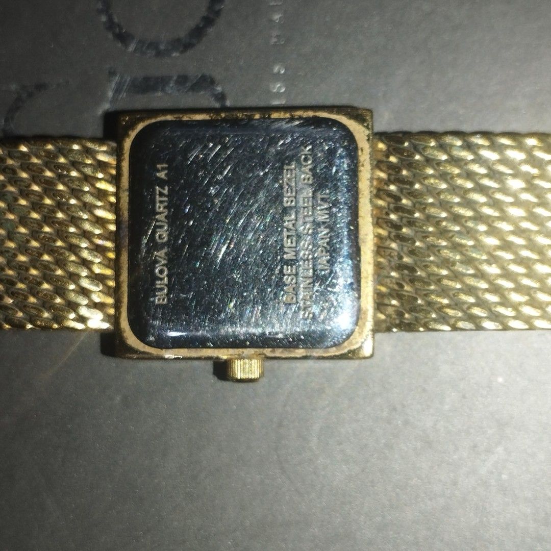 Bulova quartz a1 vintage