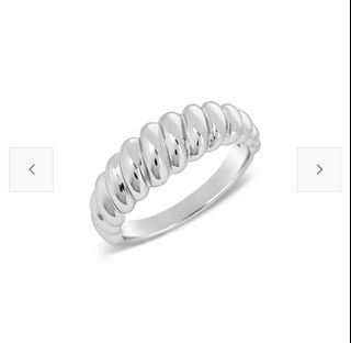(Category: ) located in . Submitted by seafox (Listing ID 1320694308, Image 1). Description: .