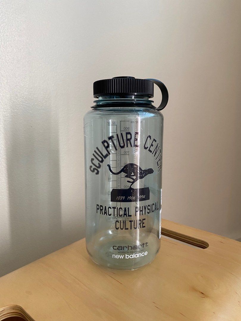 Carhartt water bottle shop