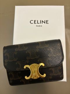 （分類：）位於 。 由 briseisnn 提交（商品編號 1320741362，圖片 1）。簡介： 。