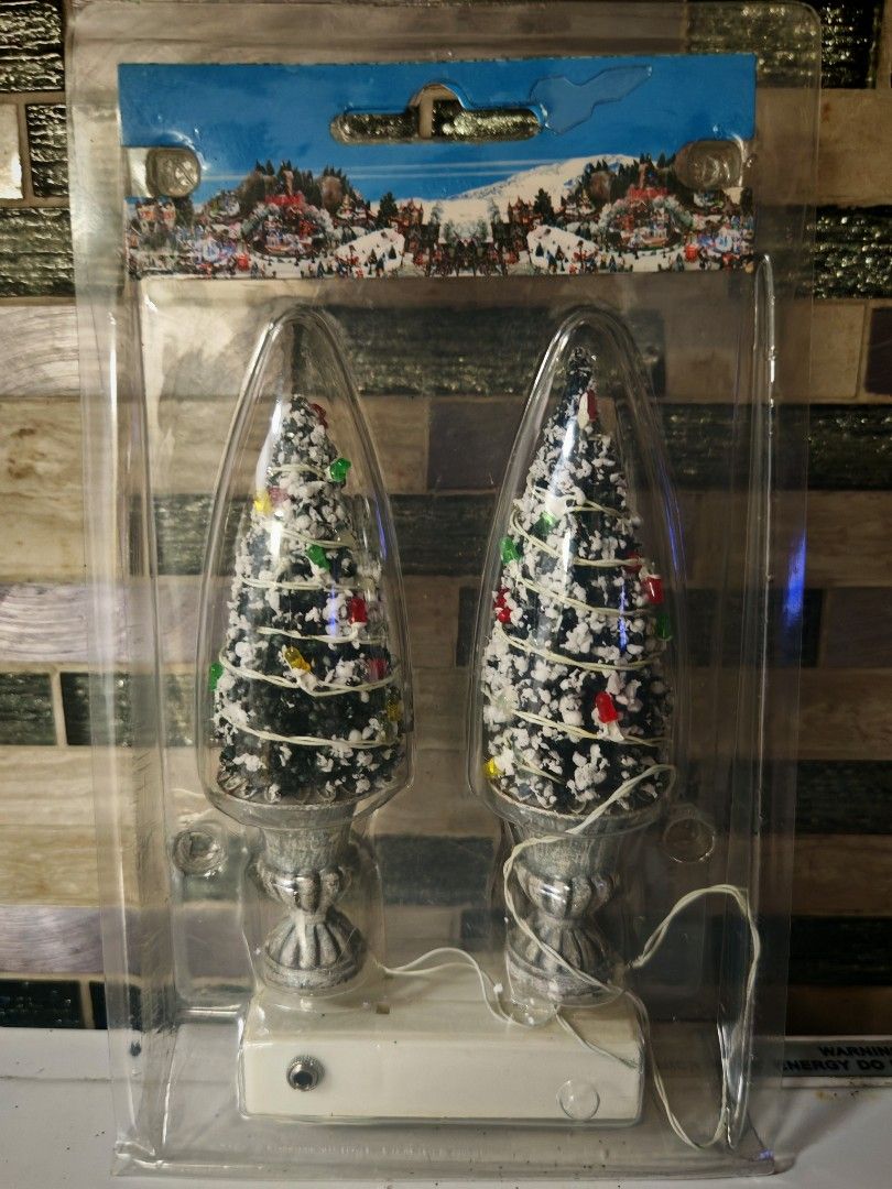Christmas Village accesories (Category: Other Home Decor) located in Manila. Submitted by khendzzz (Listing ID 1320623771, Image 3). Description: christmas village trees or accesories for your village 4 inches in size battery operated.