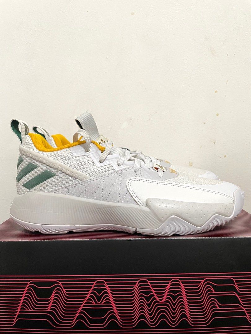 DAME EXTPLY 2.0 SHOES (Category: Sneakers) located in Makati City. Submitted by legit_items_mnl (Listing ID 1320634636, Image 1). Description: 100% Authentic Adidas Basketball build on Dame D.O.L.LA.'s legacy. Lightweight Bounce midsole Used 2x 9/10 size 7 1/2 color Crystal White Team Dark Green For sale only no trade Last price indicated Shipping shouldered by buyer Meet up Circuit Mall Makati .