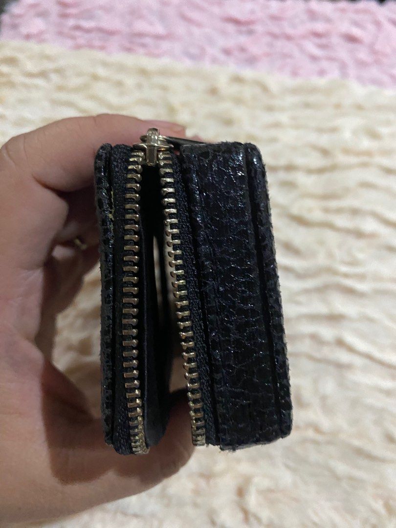 dior case (Category: Luxury Bags & Wallets) located in Antipolo. Submitted by prelovedcloseta (Listing ID 1320710006, Image 3). Description: auth dior case its originally make up pouch but you can use it as lipstick case or card case may need lang idikit sa side .