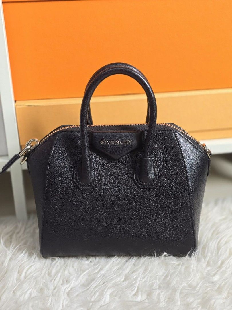 Fast Sale Reprice Preloved Givenchy Mini Antigona Black Grained - Main Image