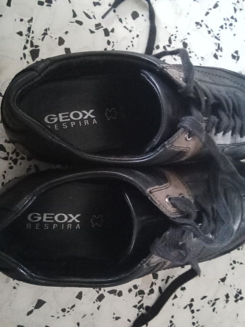Geox respira black shoe Italian patent