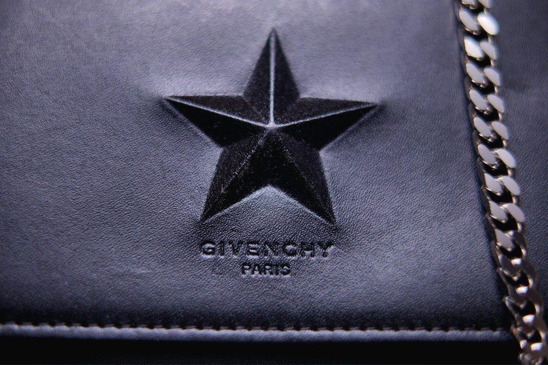 Givenchy star clutch wallet on chain Carousell