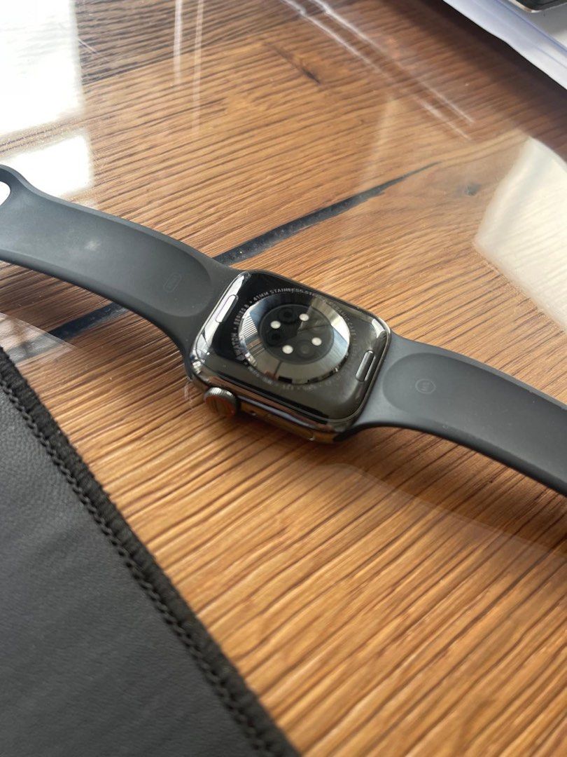 Has AppleCare Apple Watch 41mm series 8 S8 86 battery capacity