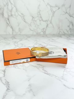 （分類：）位於 。 由 macyluxury2021 提交（商品編號 1320760739，圖片 1）。簡介： 。