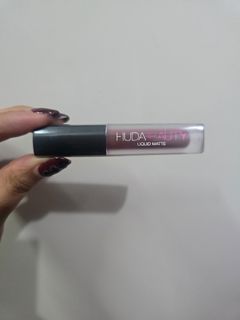 Huda Beauty Liquid Lipstick in the shade Trophy Wife, Beauty & Personal