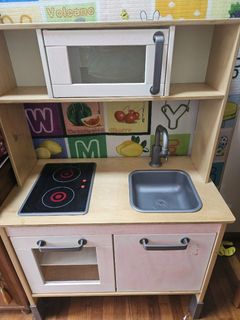 (Category: ) located in . Submitted by cecilia_512 (Listing ID 1318157714, Image 1). Description: .