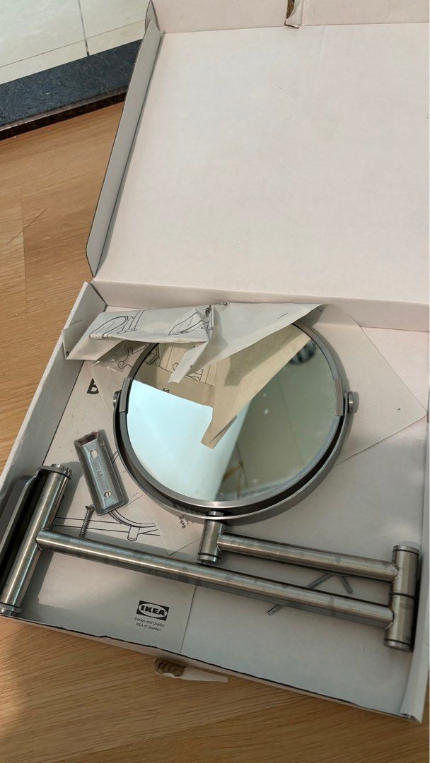 ikea wall mount make up mirror, 傢俬＆家居, 家居裝飾, 鏡 Carousell