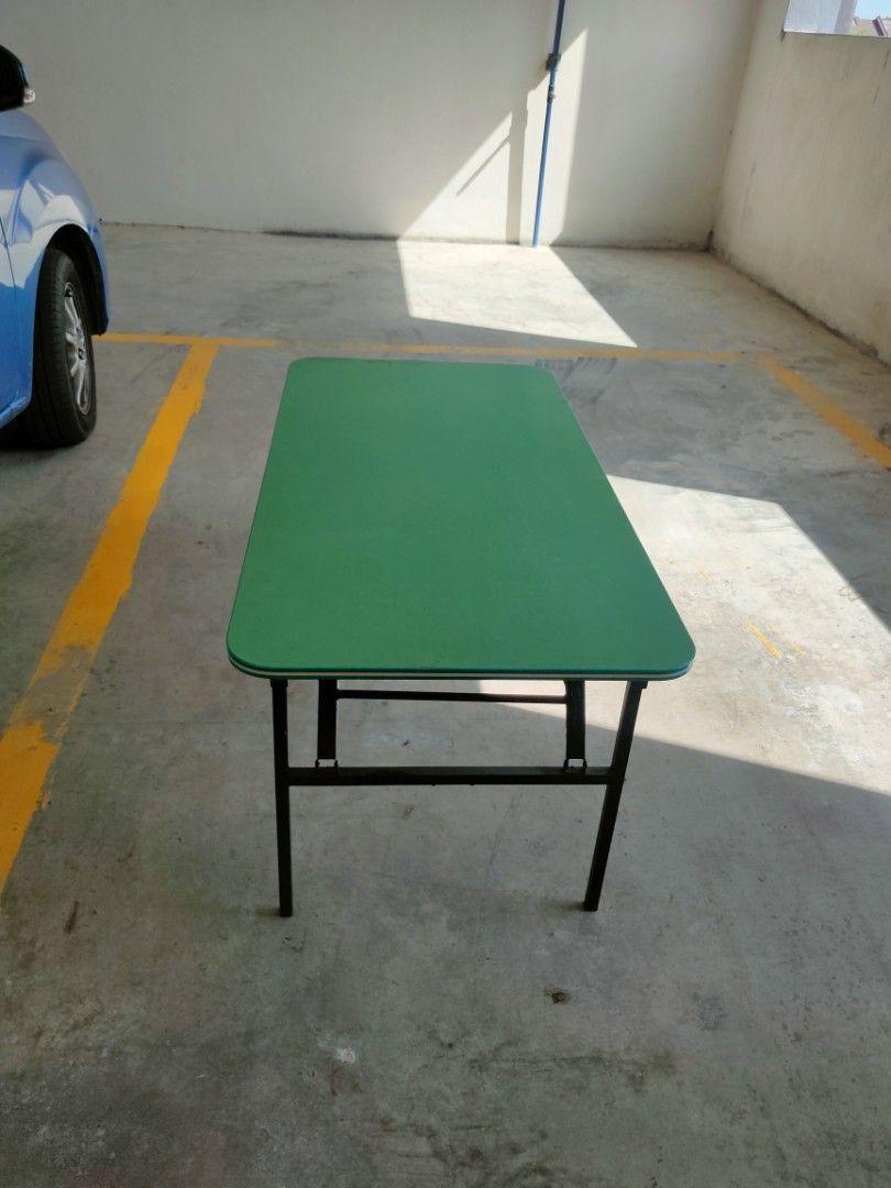 Kid study table (Category: Tables & Sets) located in Shah Alam. Submitted by mheng1021 (Listing ID 1320603793, Image 2). Description: letting go at RM30.