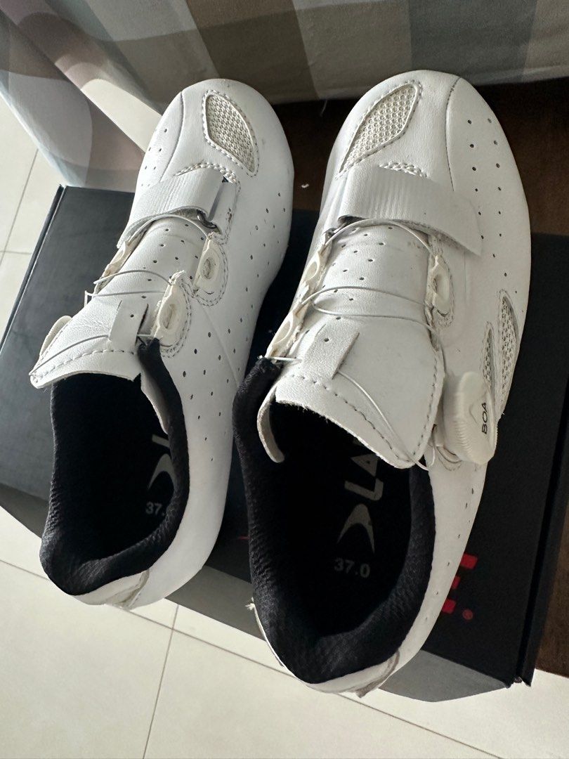 Cycling shoes 218 discount