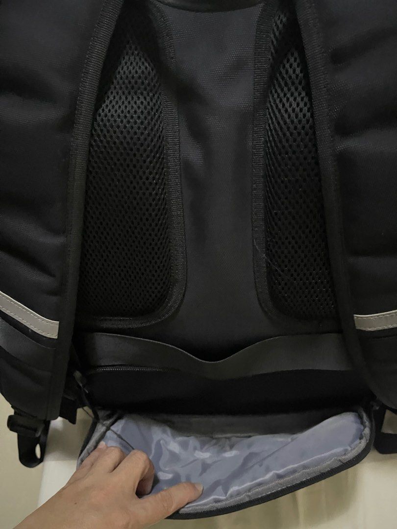 Laptop Backpack (Category: Backpacks) located in Paranaque City. Submitted by mavconst (Listing ID 1320679646, Image 3). Description: Multiple pockets Minor flaw on small stitches but not affecting usefulness Embedded charging cable not working and has been taken out.